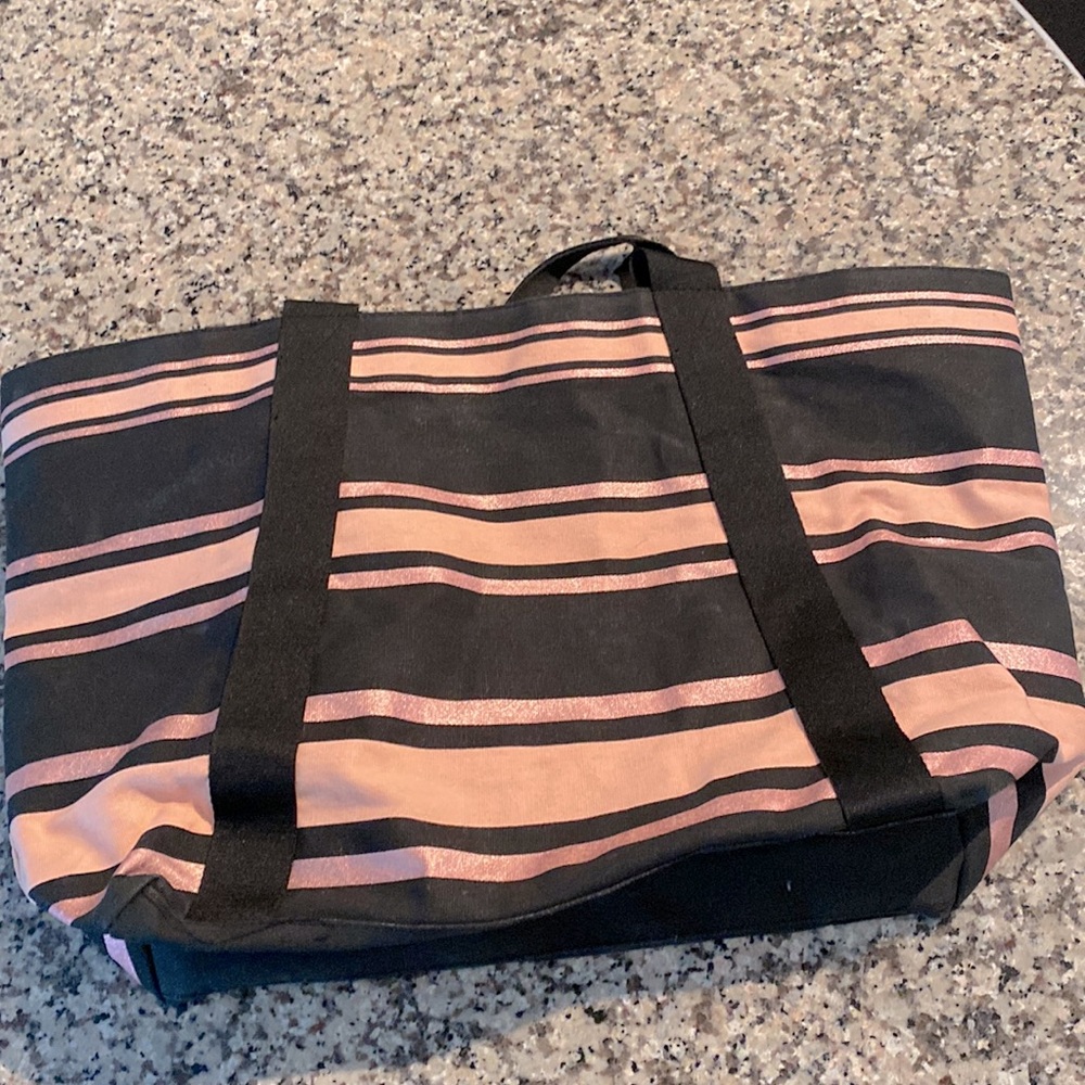 VICTORIA’S SECRET tote - Picture 7 of 10
